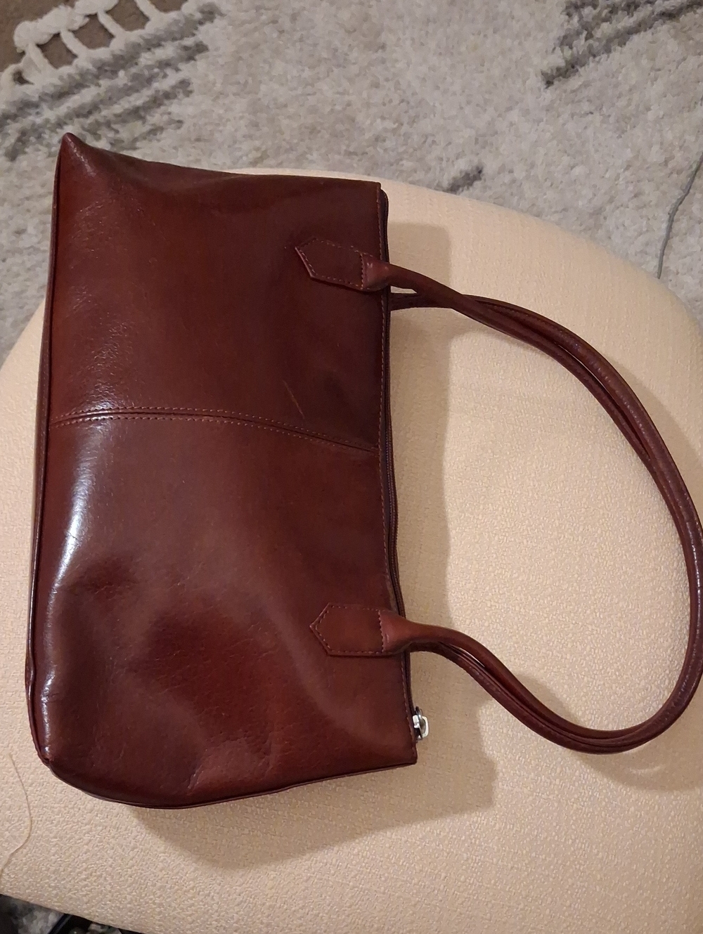 Hobo International NWOT Classic Brown Leather Shoulder Bag - Picture 10 of 16